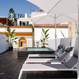 Lujoso Con Piscina Compartida 1 , Seville Spain